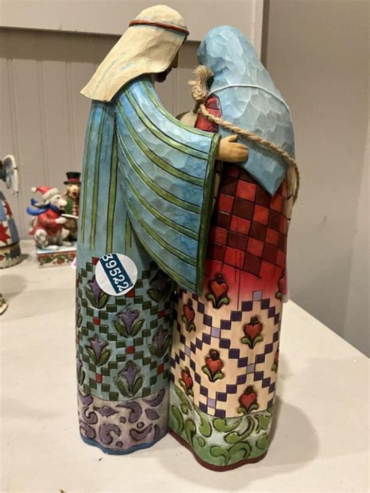 Are Jim Shore figurines made of wood? – Celebrity