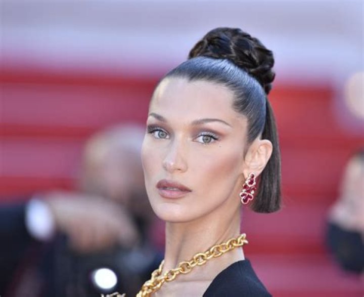 Bella Hadid Shares Bikini Snap During Fashion Photoshoot  — Celebwell