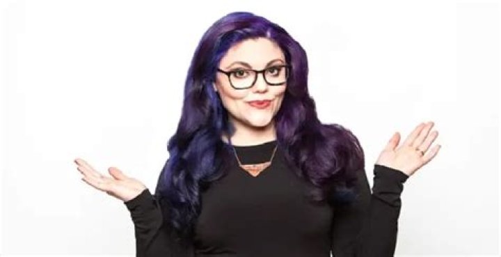 Corinne Leigh Biography - Facts, Childhood, Family Life & Achievements