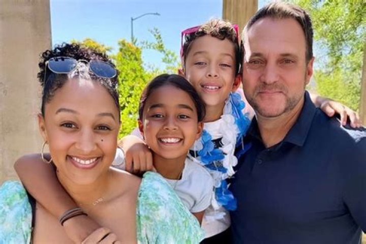 David Lee Mowry Wife; Meet Edit and David Lee Mowry Surviving Children