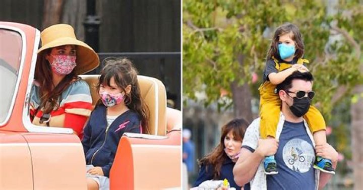 Does Zooey Deschanel have a baby? – Celebrity