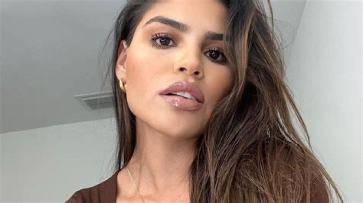 Fernanda Flores in Bathing Suit is in "Paradise" — Celebwell