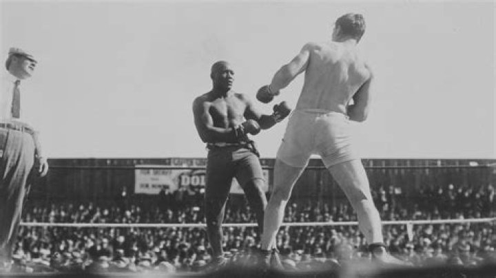 Jack Johnson Biography - Facts, Childhood, Family Life & Achievements