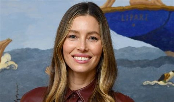 Jessica Biel in Bathing Suit Wishes "Happy Birthday" to Justin  — Celebwell