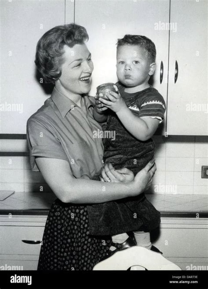 Jo Stafford Biography - Facts, Childhood, Family Life & Achievements
