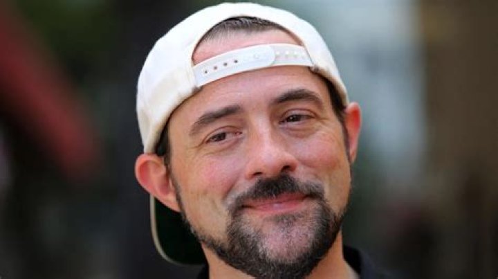 Kevin Smith Biography - Childhood, Life Achievements & Timeline