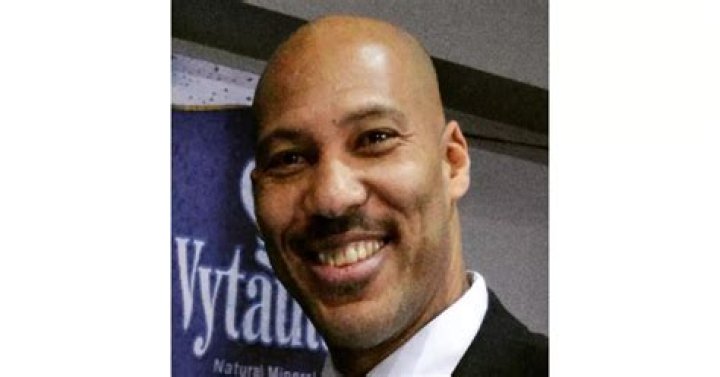 LaVar Ball Biography - Facts, Childhood, Family Life & Achievements