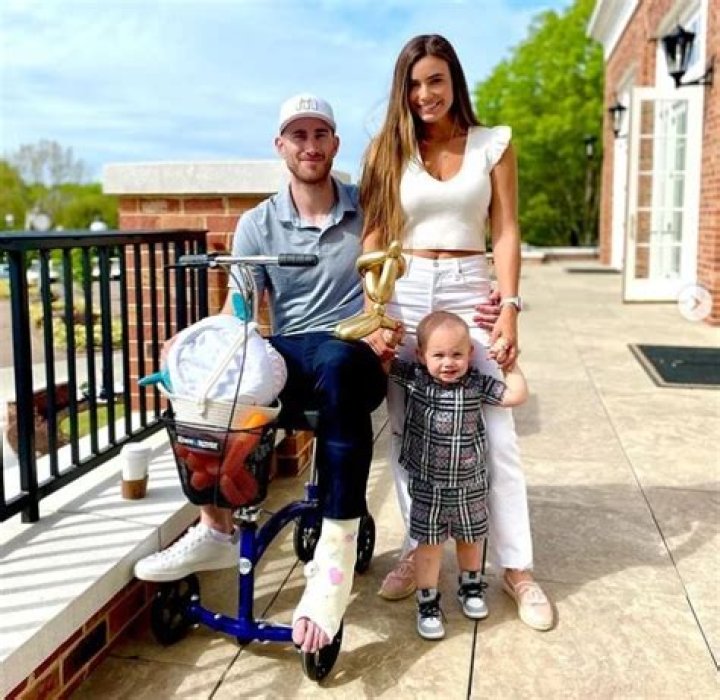 Robyn Hayward Biography – Facts, Childhood, Family Life, Achievements