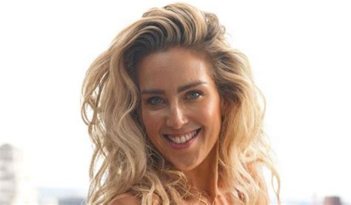Sabre the Gladiator Shares Swimsuit Photo of "Vitamin Sea"