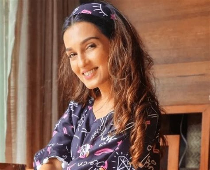 Shiny Doshi in Bathing Suit Says "There is Divinity in the Clouds" — Celebwell