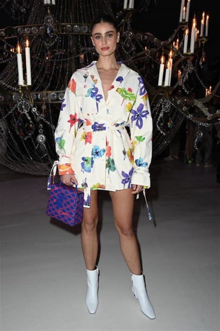 Taylor Hill in Bathing Suit is One “Stunning Lady” — Celebwell