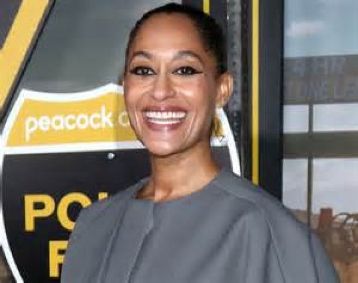 Tracee Ellis Ross Shows Off Flat Belly Having "Fun in the Sun" — Celebwell