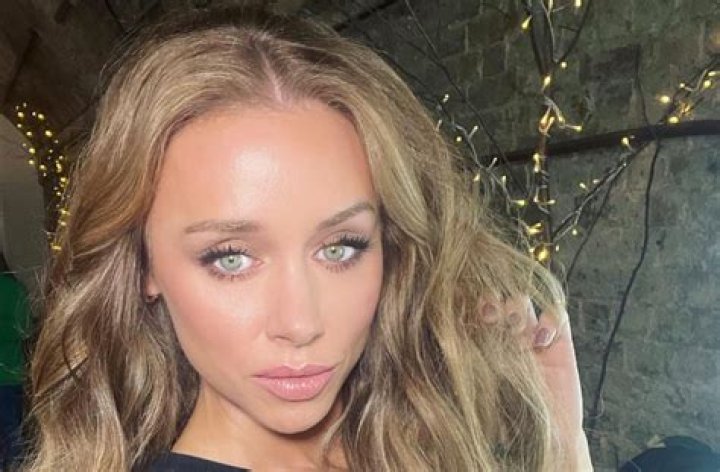 Una Healy Shares Swimsuit Photo "Soaking up the Sun"