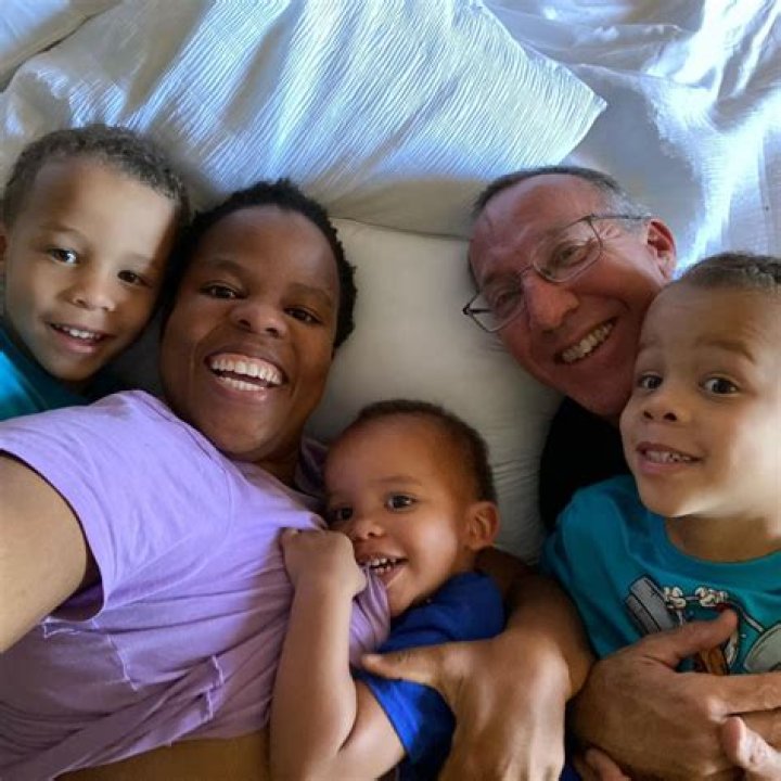 Who is Kenny Red? Age, Bio, Wife, children, Net-Worth