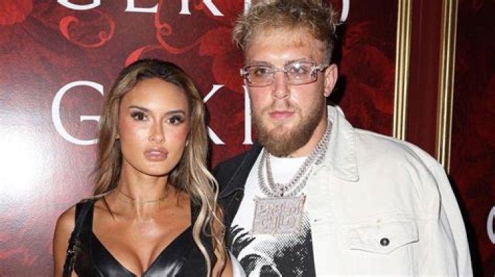 Why Did Julia And Jake Break Up? – Celebrity